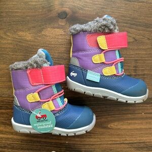 See Kai Run Gilman waterproof and insulated boots -NWT